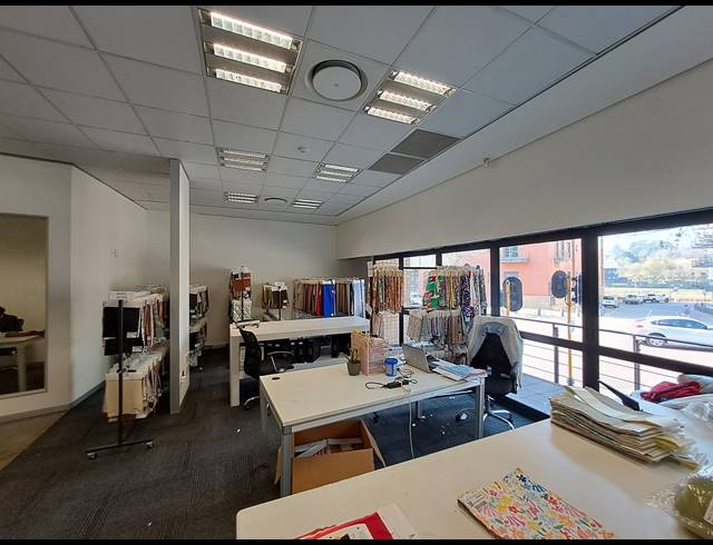 194M² OFFICE TO LET IN MELROSE ARCH